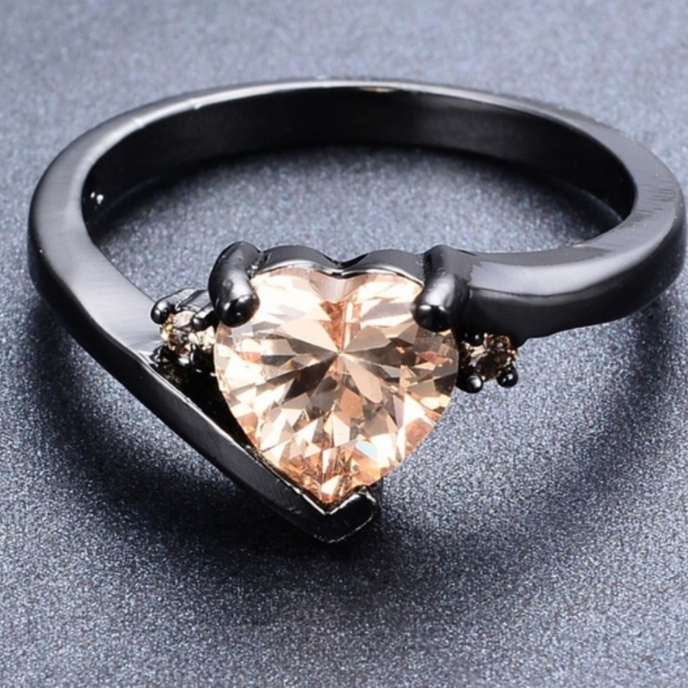 💍Black Champangne Heart Ring Size 7